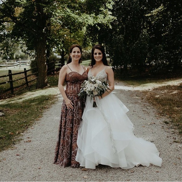 Jovani floor length gown - Picture 2 of 13